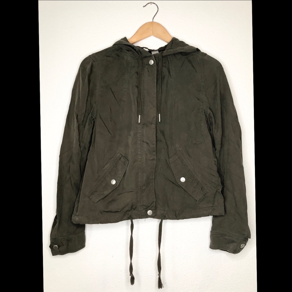 Divided H&M Army Green Jacket SZ8